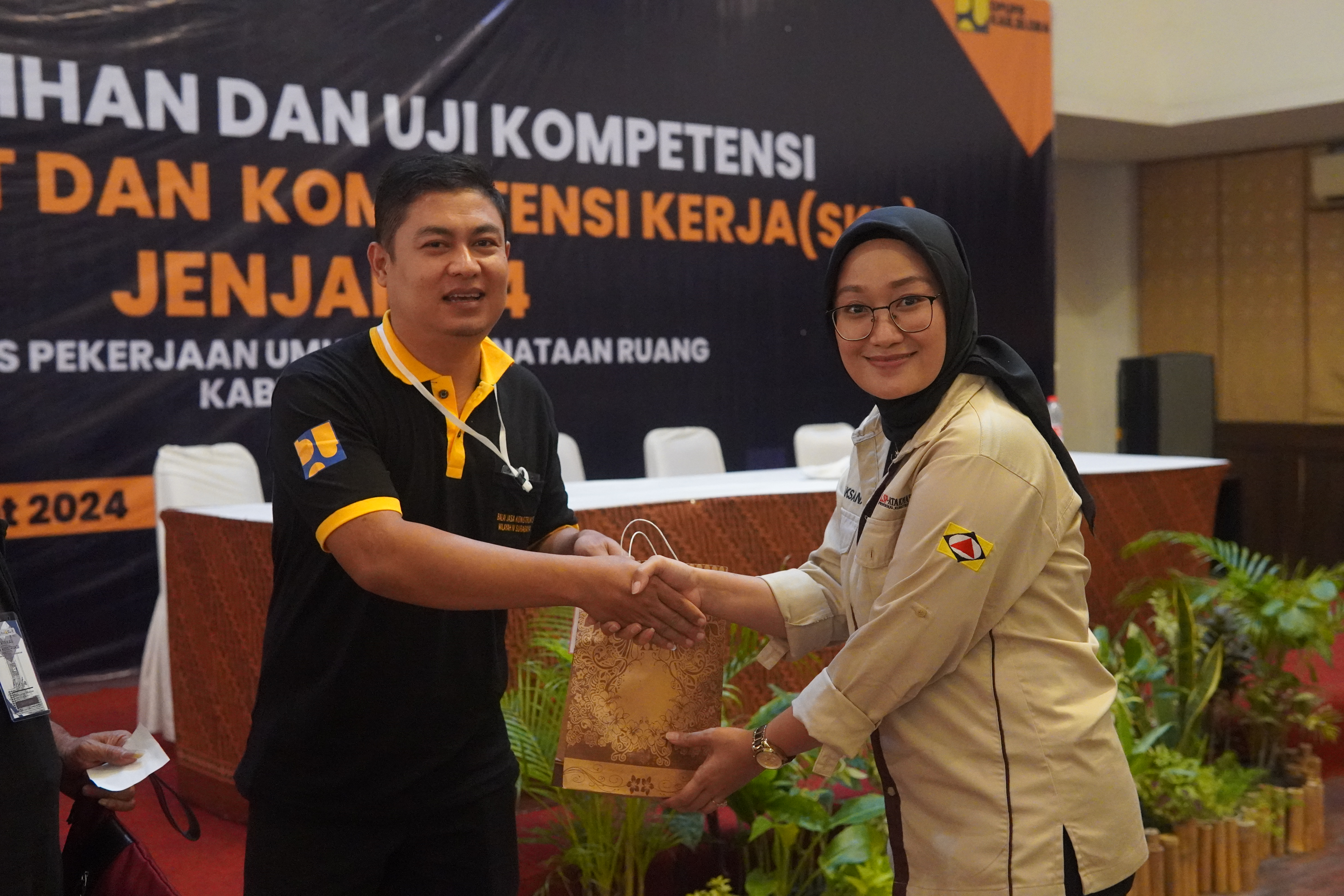 Puluhan Tenaga Konstruksi Blora Ikuti Sertifikasi Kompetensi Kerja Jenjang 4